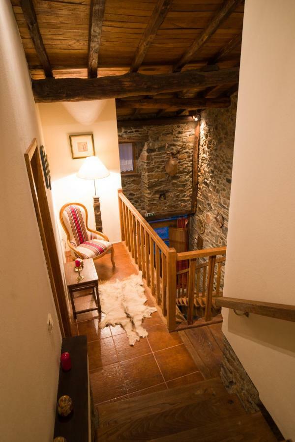 Casa Do Pomar Guest House บรากันซา ภายนอก รูปภาพ